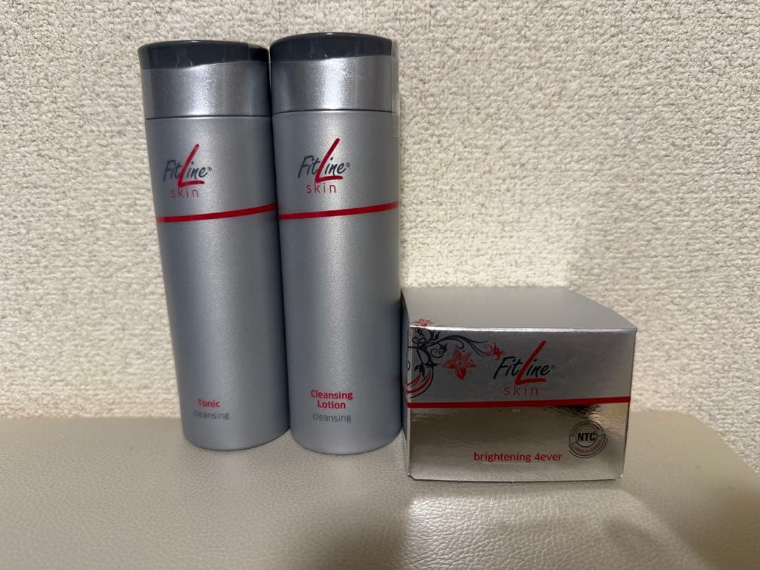 フィットライン　トニック・ローション・クリームセット