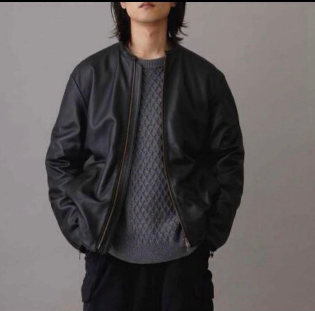 ADAM ET ROPE シープレザーライダース　ブラック ADAM ET ROPE'（アダムエロペ）の「シープレザー ノーカラー