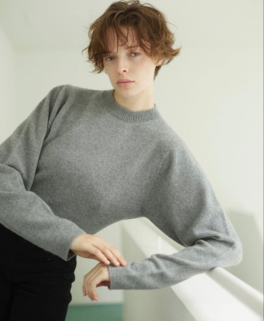 シシクイSHISHIKUIカラーニットパープル百々千晴