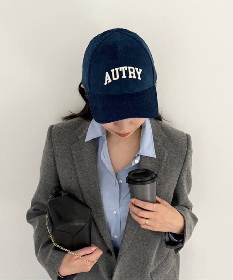 AUTRY コーデュロイ ベースボールキャップ ネイビー AUTRY Official Website: メンズとレディースのスニーカー