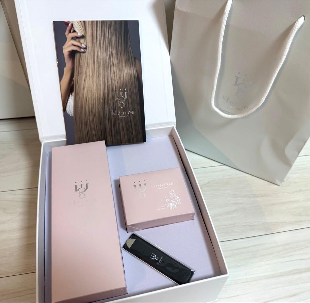 モンローグレイス