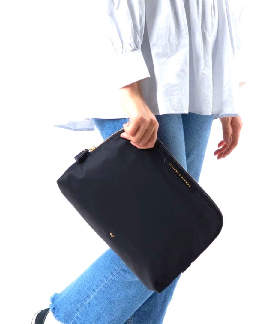【新品】アニヤハインドマーチ クラッチバッグ 大きめポーチ　ブラック