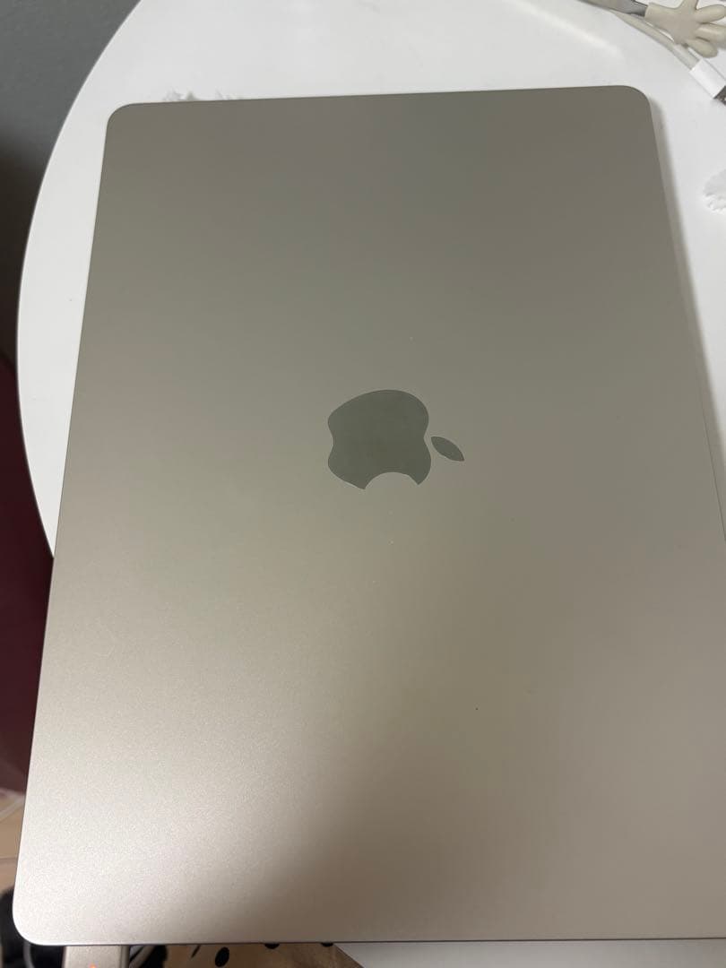 MacBook本体 mac air right