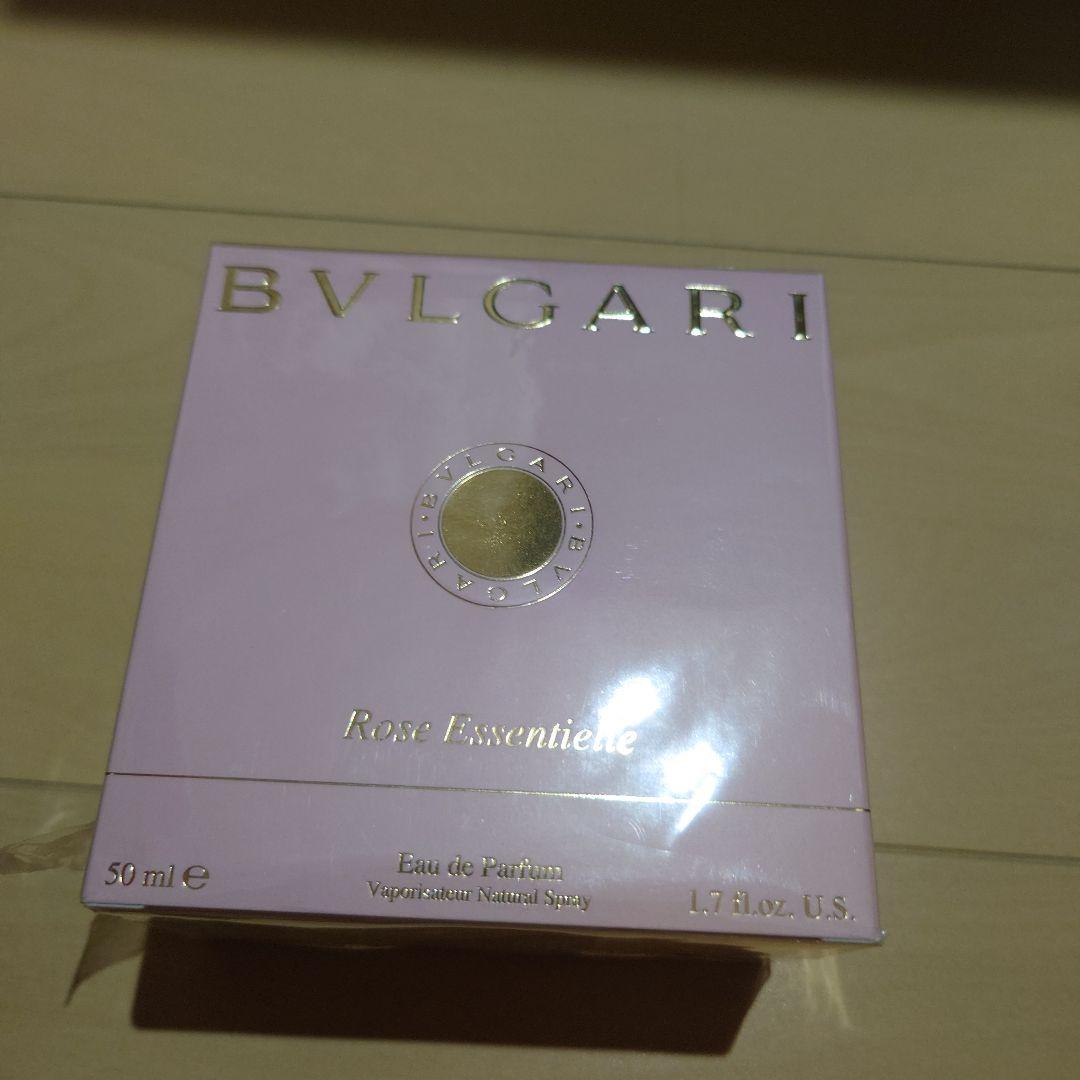 香水　BVLGARI　ローズ　エッセンシャル　オーデパルファム50ml