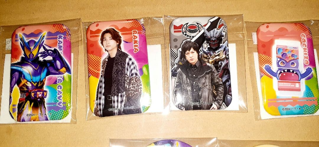 TOSくじ 仮面ライダーガヴ 缶バッジ ショウマ 絆斗 ラキア ランゴ 他