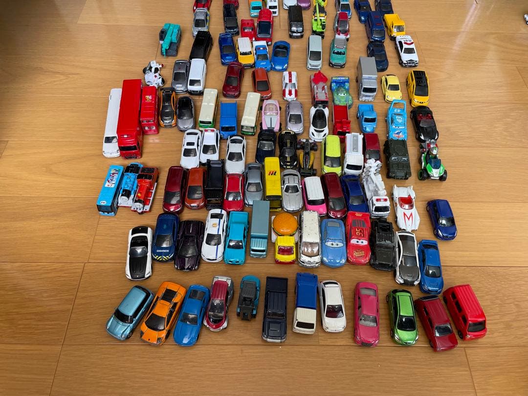 トミカまとめ売り ミニカー 約107台 セット タカラトミー - メルカリ