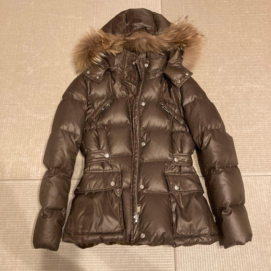 バーバリー　ブラウン ダウンジャケット フード付き　BLUELABEL