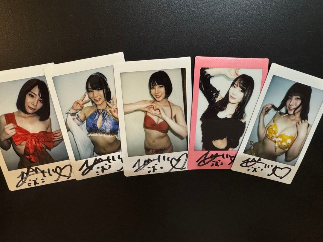 鈴村あいり　サイン入りチェキ②