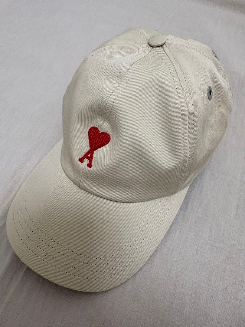 ami paris キャップ ベージュ