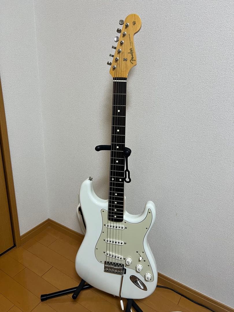 Fender Japan Stratocaster ホワイト Fender Japan ST72-55 Stratocaster White Made in Japan 1984-1987