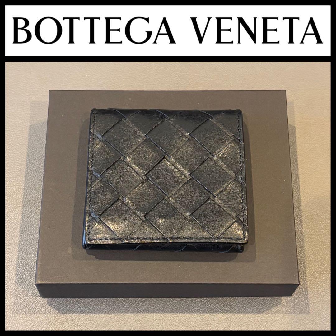 BOTTEGA VENETA イントレチャート　ケース　黒