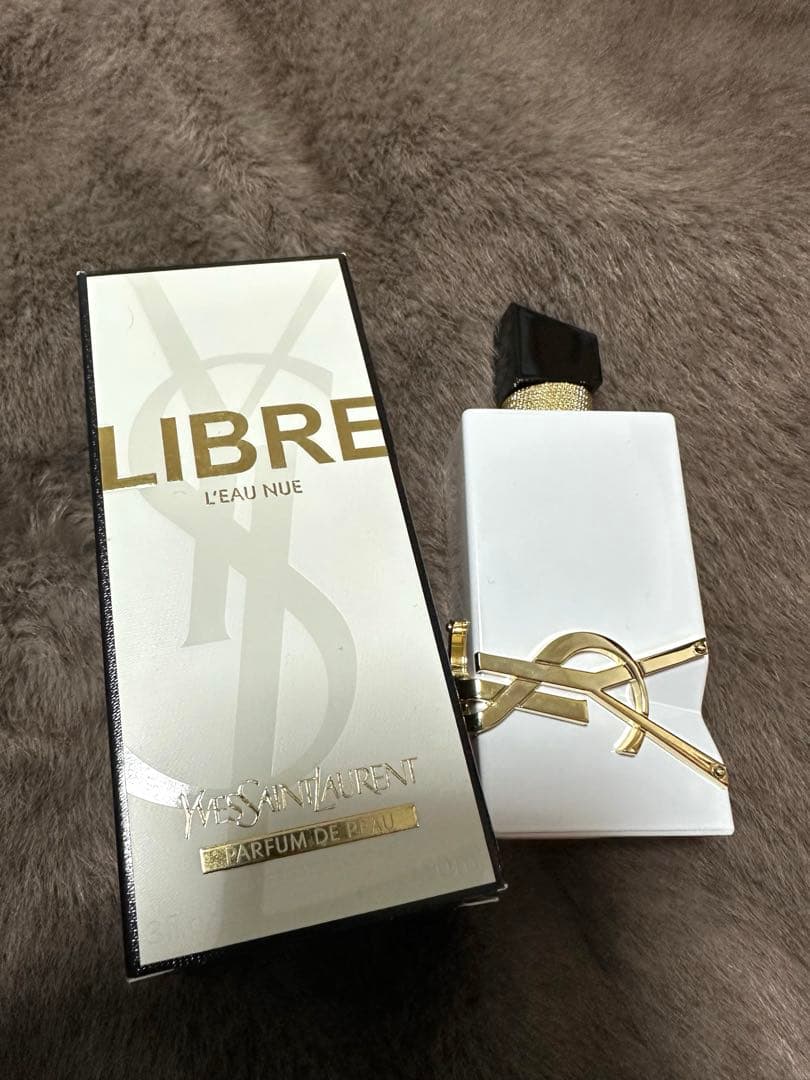 Yves Saint Laurentリブレ ロー ニュ 90mL