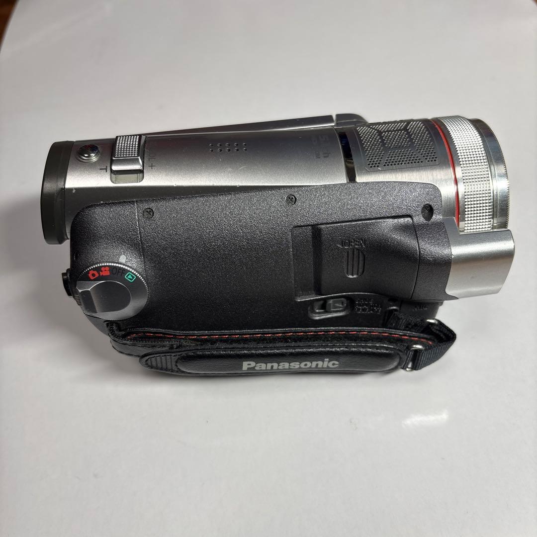 Panasonic HDC-TM300 ビデオカメラ 本体 三脚付き - メルカリ