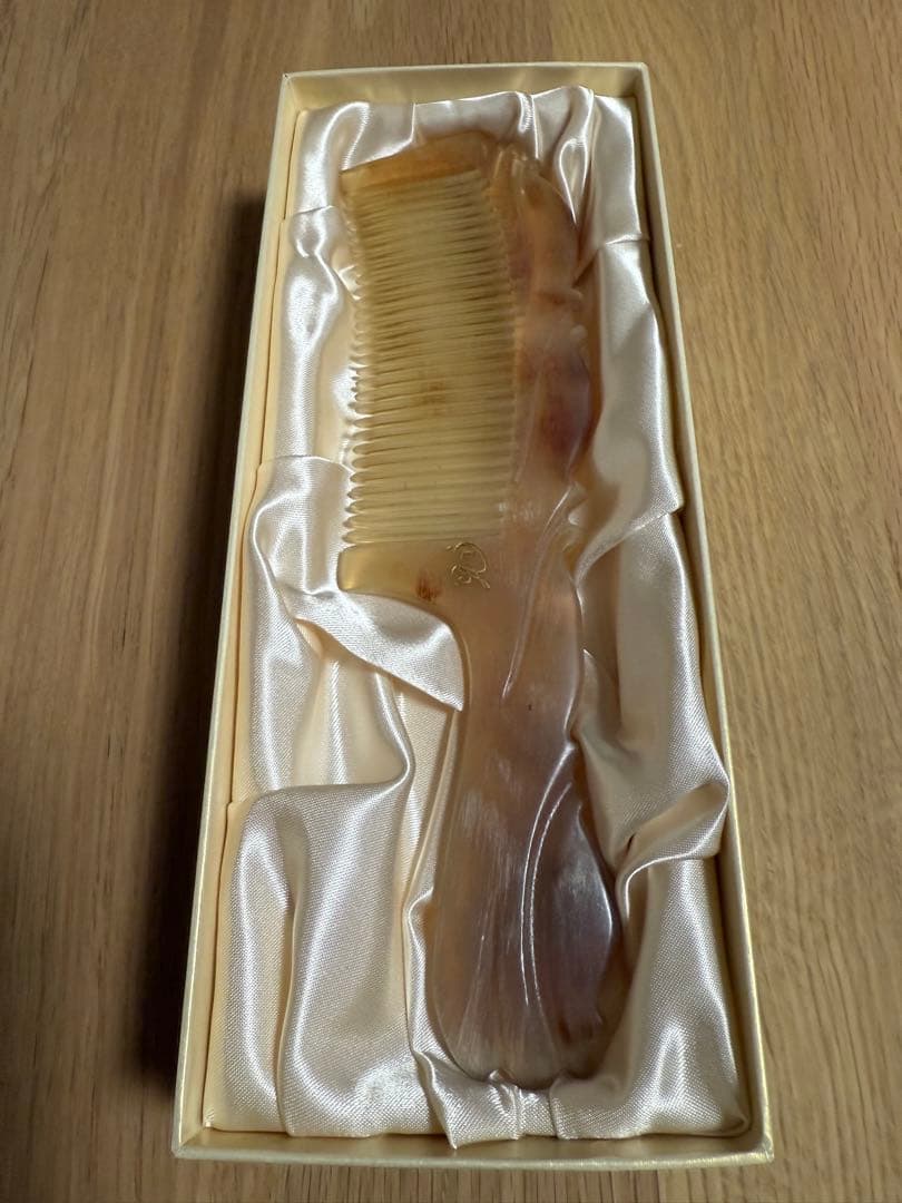 ステファニーコーム　ミスシェブロン　レアホーン