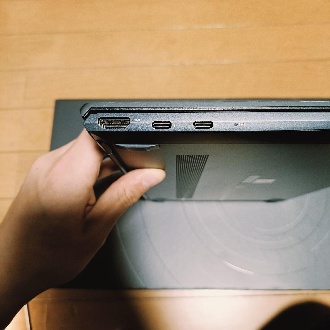 有機EL】ASUS ZenBook 13、 16GBメモリ、 ケース・箱付