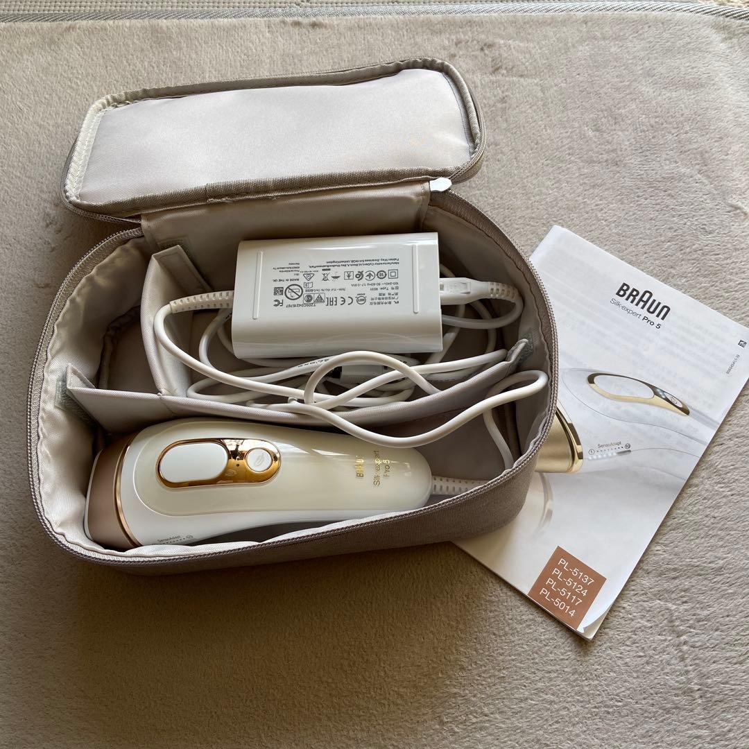【なな】Braun 脱毛器 シルクエキスパートPro5 ホワイト/ゴールド