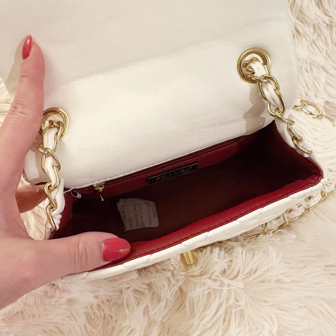 シャネル キルティング チェーンショルダーバッグ ホワイト