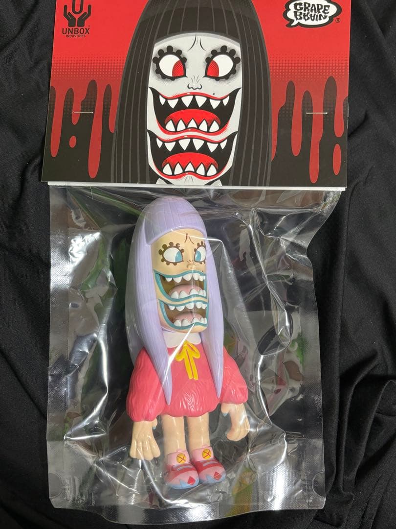 grape brain 二口裂け女　ソフビ　フィギュア