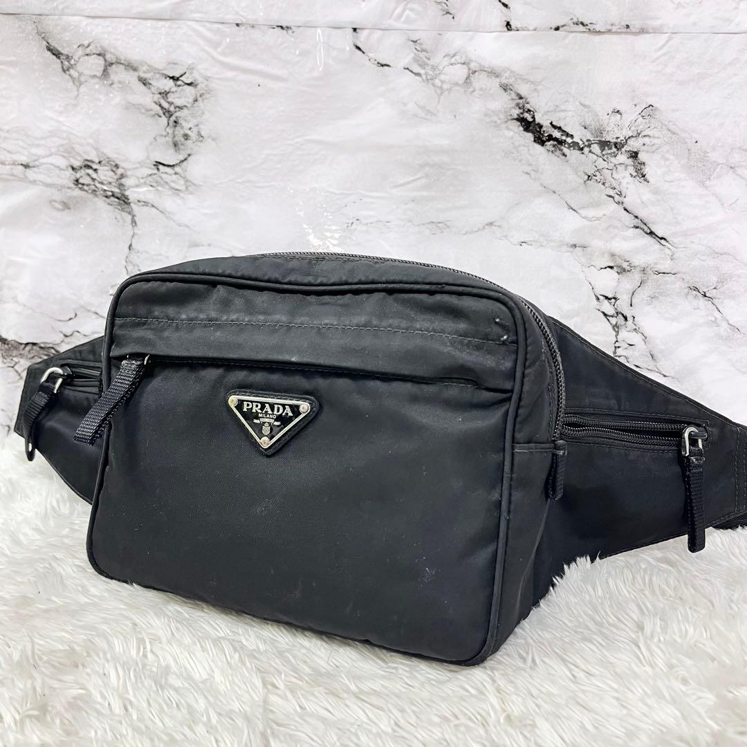 PRADA ブラック ボディバッグ ウエストポーチ