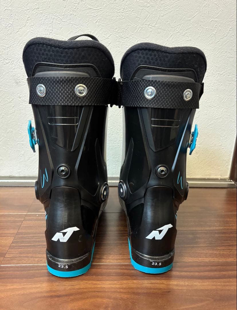 NORDICA レディース　スキーブーツ 23.5cm