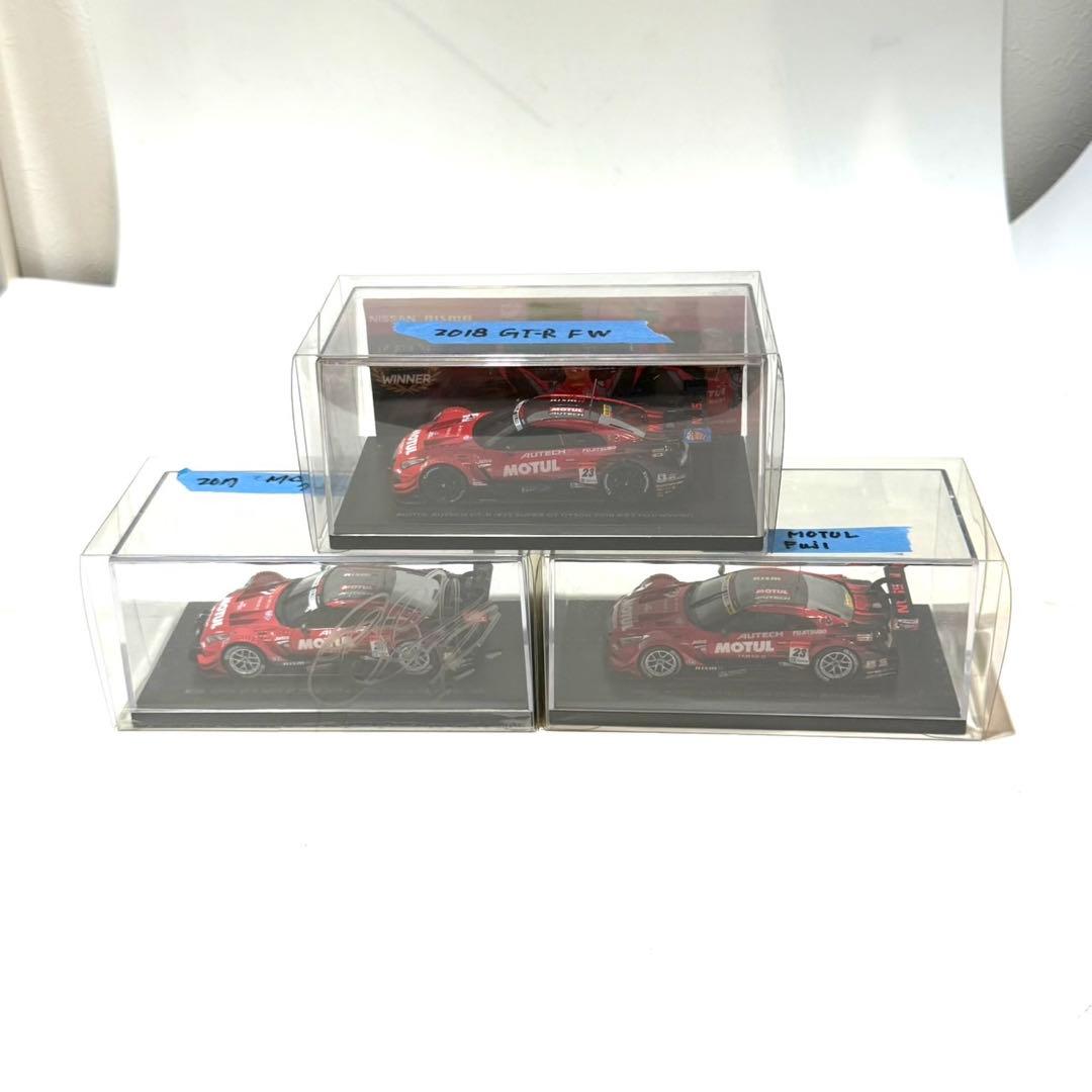 MOTUL GT-R/ミニカー3台セット 1/64スケール MINI GT「Nissan GT-R Nismo GT500 NISMO SUPER GT