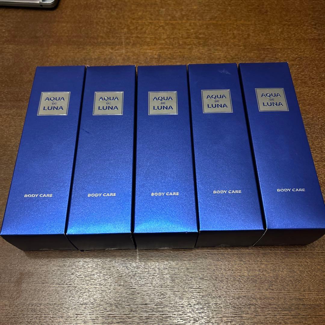 アクアドルナ　ボディケア　5本セット