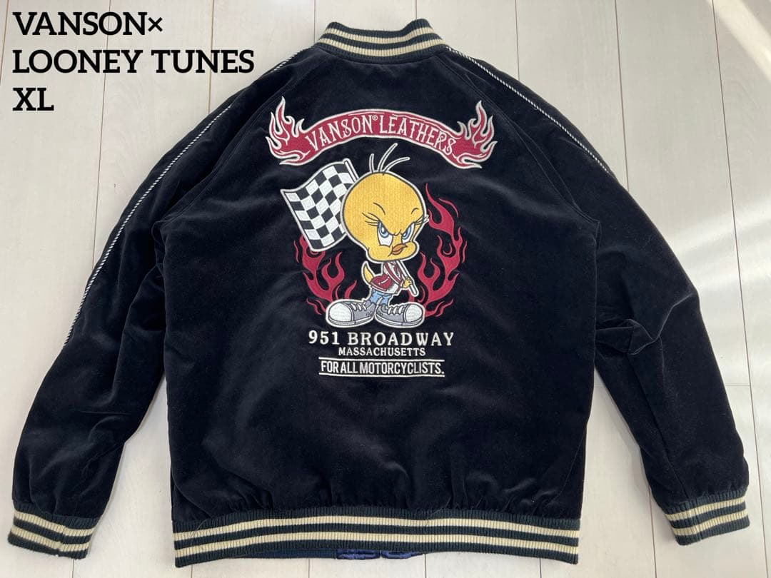 XL VANSON×LOONEY TUNES スカジャン トゥイティー マービン