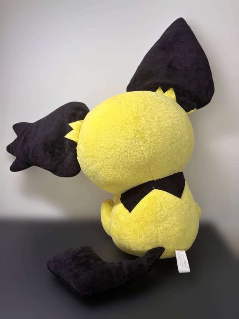 ギザみみピチュー うたたね ぬいぐるみ 等身大 - メルカリ