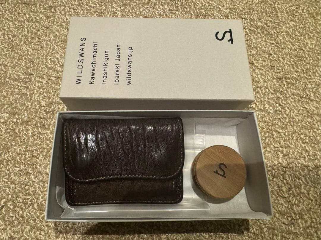 限定　ワイルドスワンズ　タング　シール　WILDSWANS ケース　財布