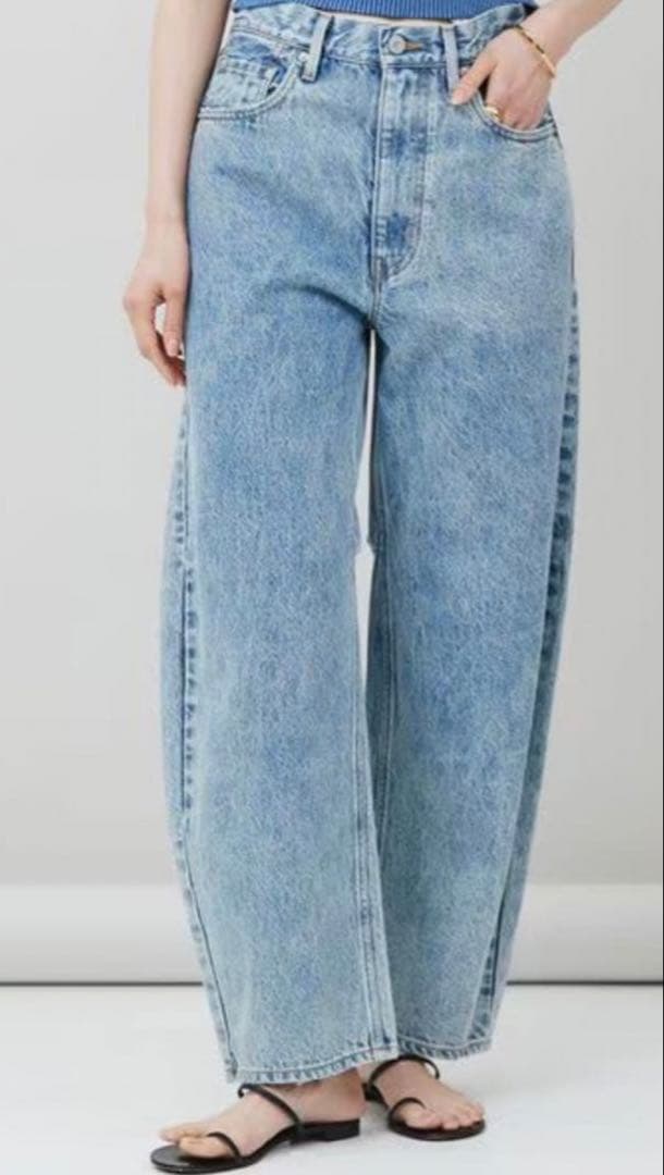 Curensology カレンソロジー &RC カーヴィーデニムパンツ 34 - メルカリ