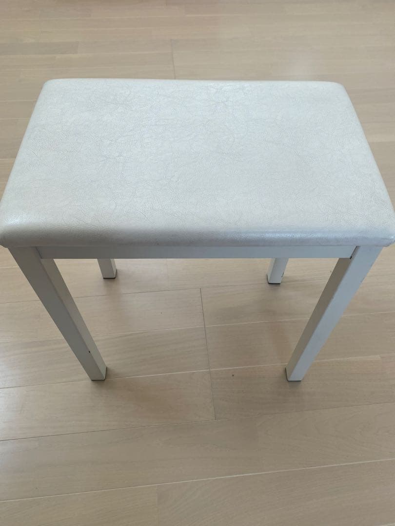 ローランドピアノ用椅子 bk2.jpg