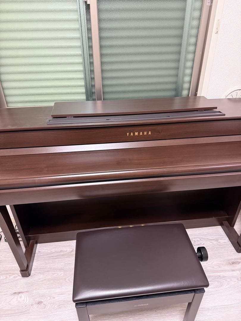 YAMAHA 88鍵 ダークブラウン電子ピアノ YAMAHA（ヤマハ） 電子ピアノ 木製鍵盤 88鍵盤【高低自在椅子