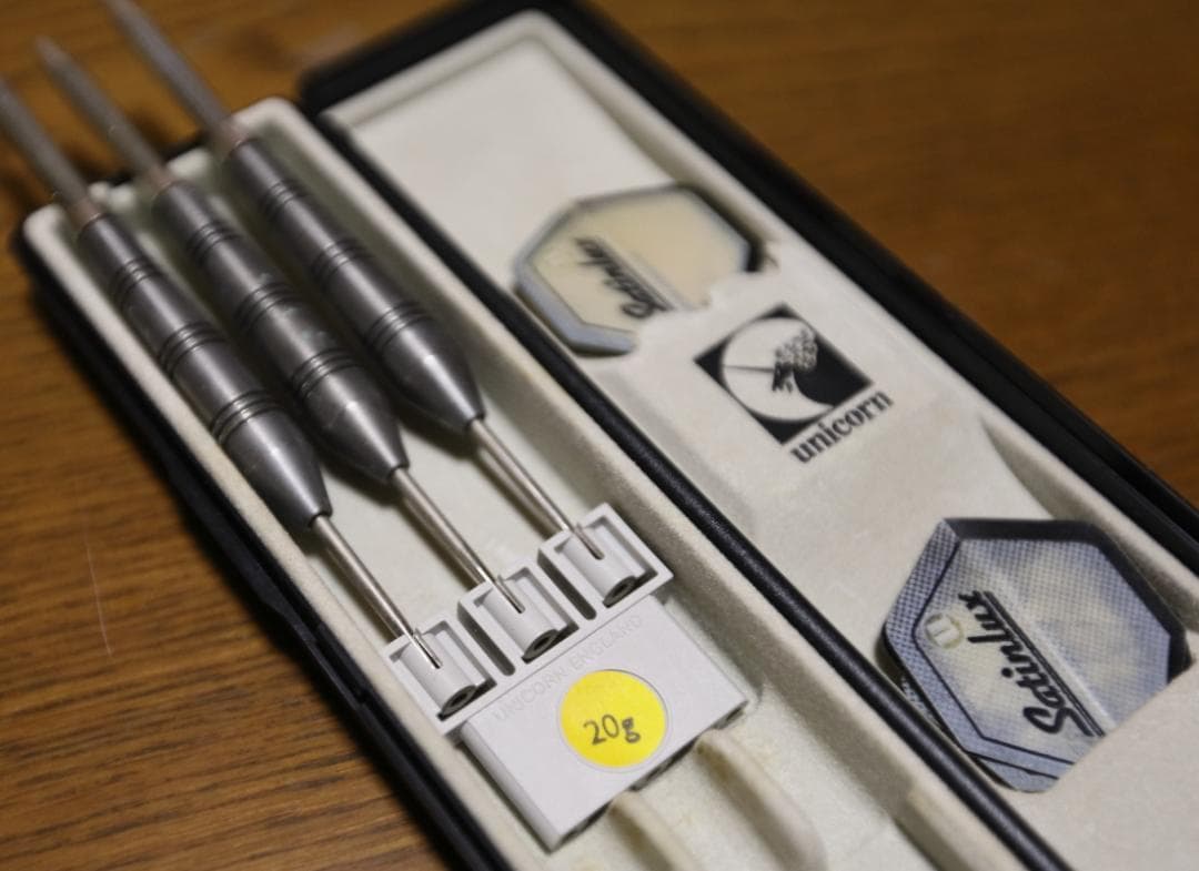 未使用　unicorn 20g ダーツセット