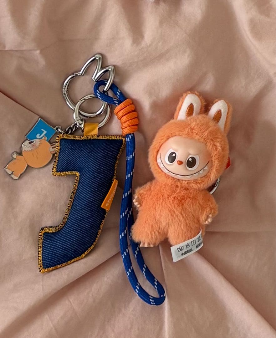 ラブブ　アルファベットJセット