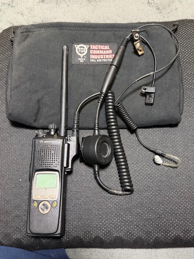 G*W様 MOTOROLA XTS 5000 R (不動品)TCI PTTスイッ 61TKtjNdtAL._AC_UF894,