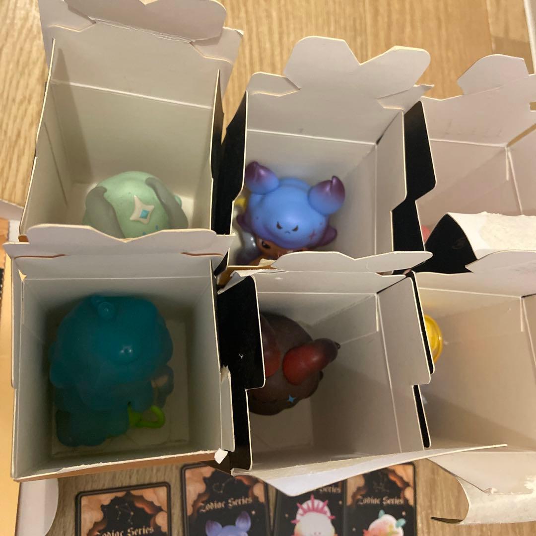 DIMOO 星座 シリーズ まとめ売り - メルカリ