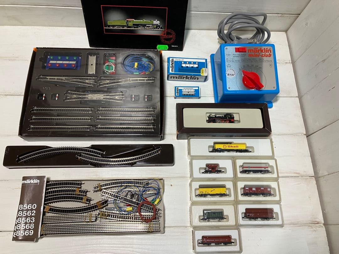 メルクリン　Zゲージ一式　動作確認済み　欧州鉄道模型パンフレット多数付き