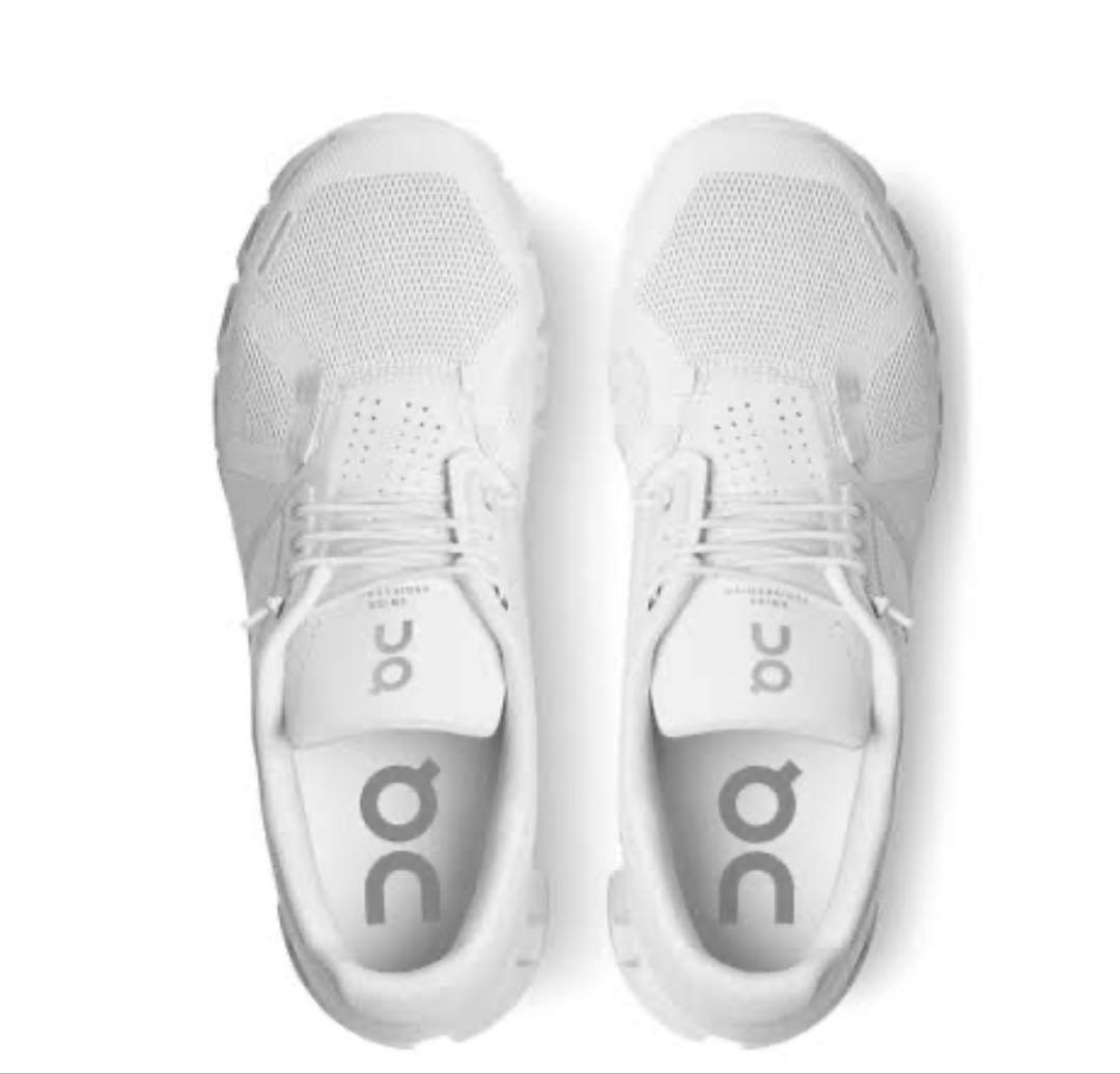 On ホワイト ランニングシューズ★ゴルフシューズ