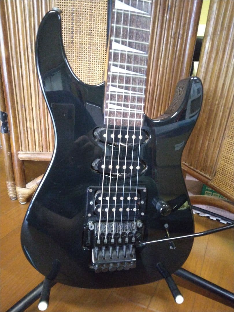 Charvel 610-SL ショートスケール フロイドローズ - メルカリ