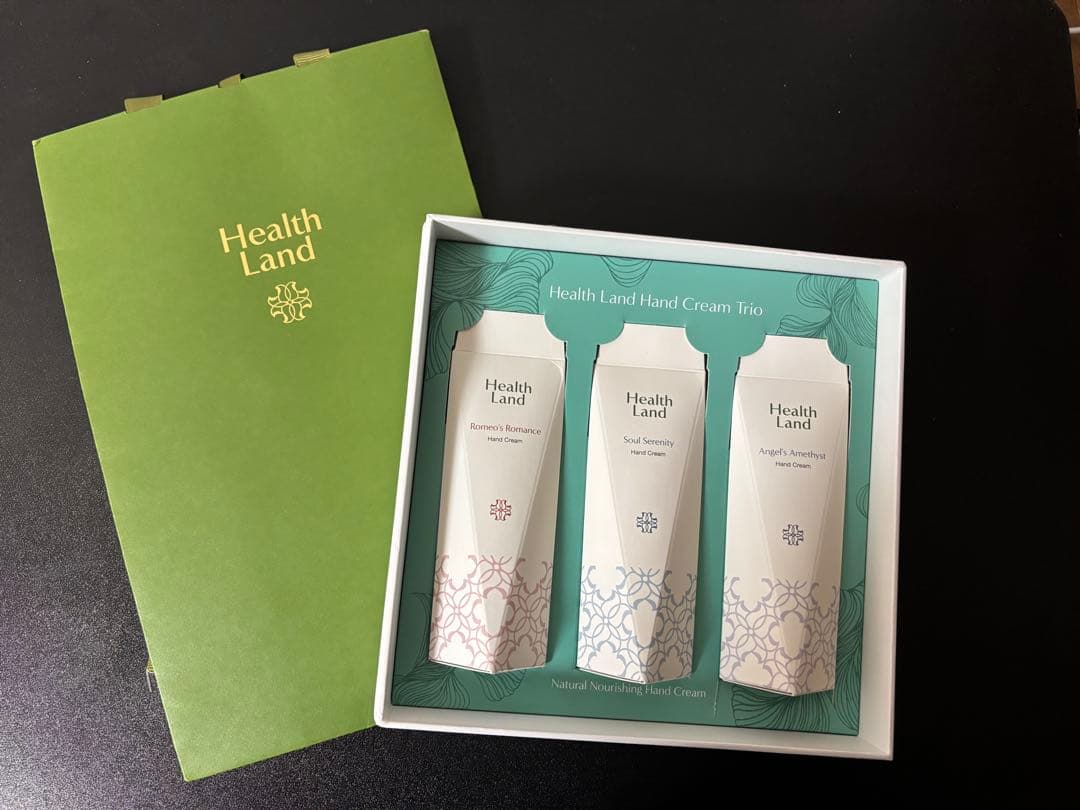 【日本未発売】タイ発高級スパ　愛されアロマのハンドクリーム3本箱付き