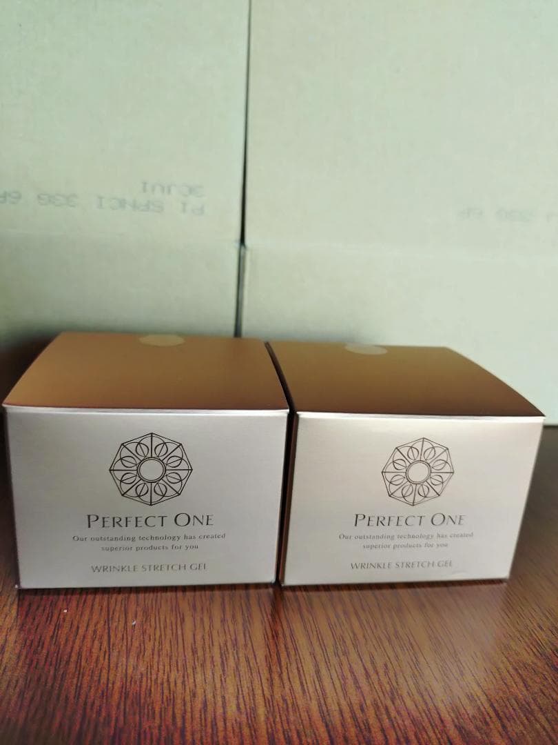 PERFECT ONE リンクルストレッチジェル２個セット