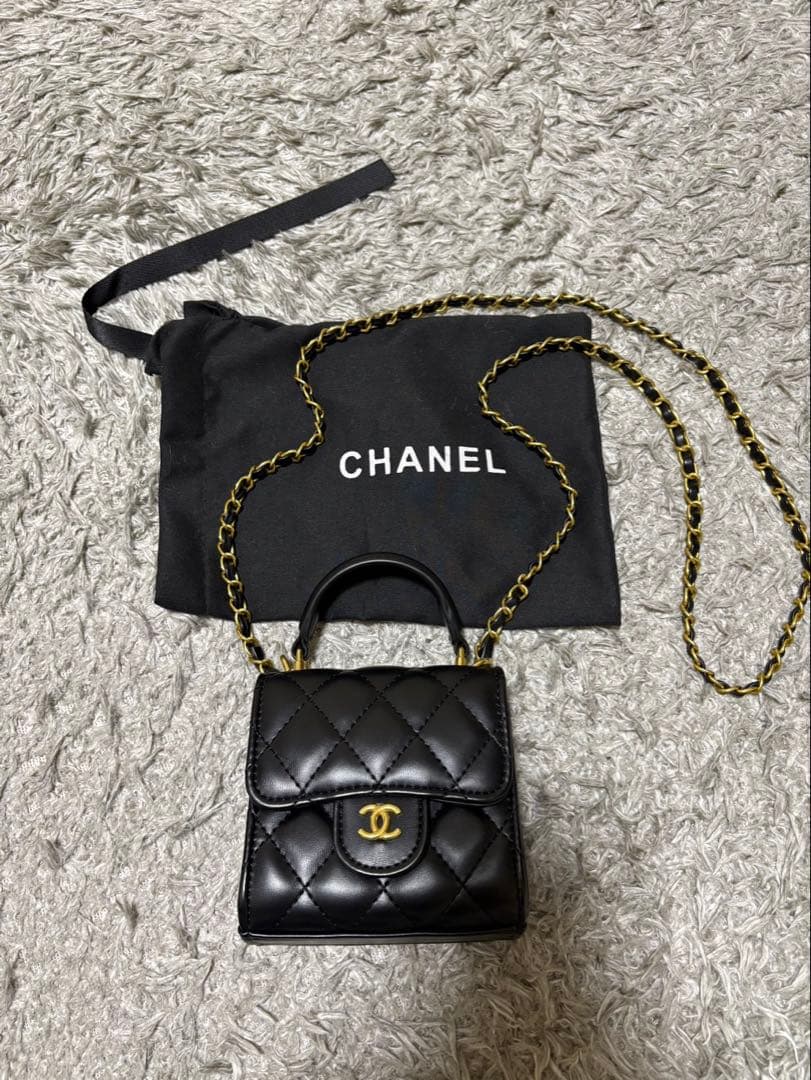 CHANEL ブラック ミニバッグ ミニ クラシック ハンドバッグ ブラック 黒[A35200 Y04059 94305] Mini