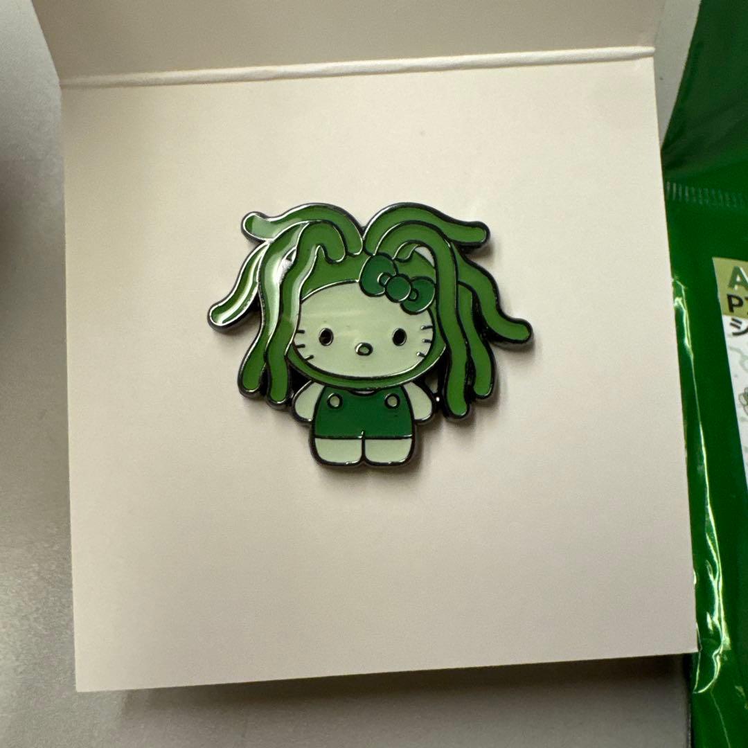 大阪関西万博 藻類 ハローキティ 日本館限定 シークレットピンバッチ