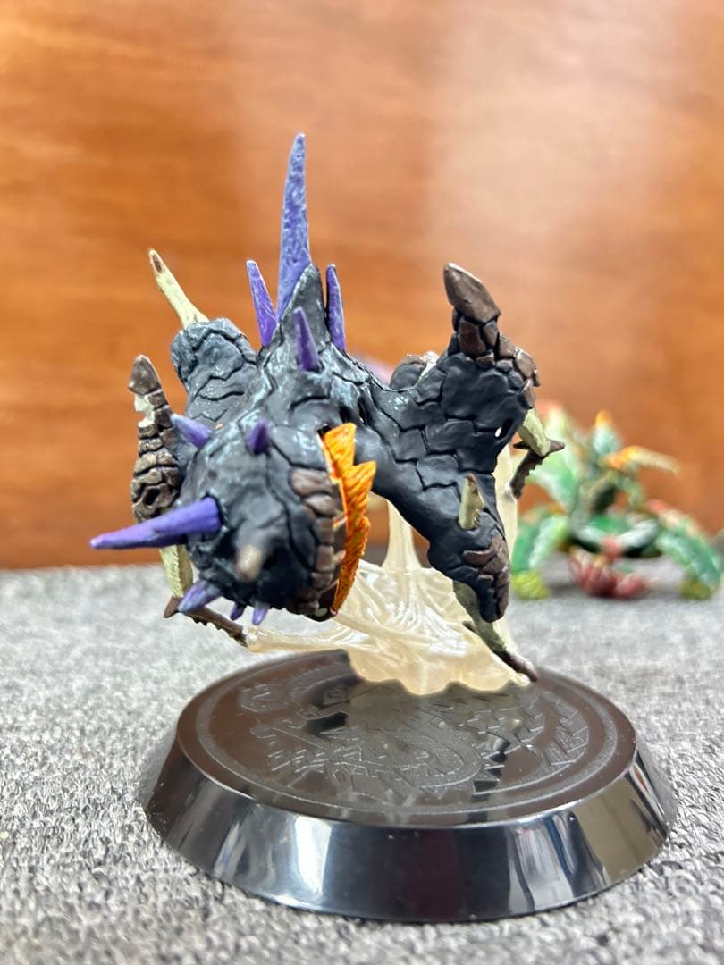 ゲネルセルタス・チャナガブル・ネルスキュラ・ランポス・ゲネポス