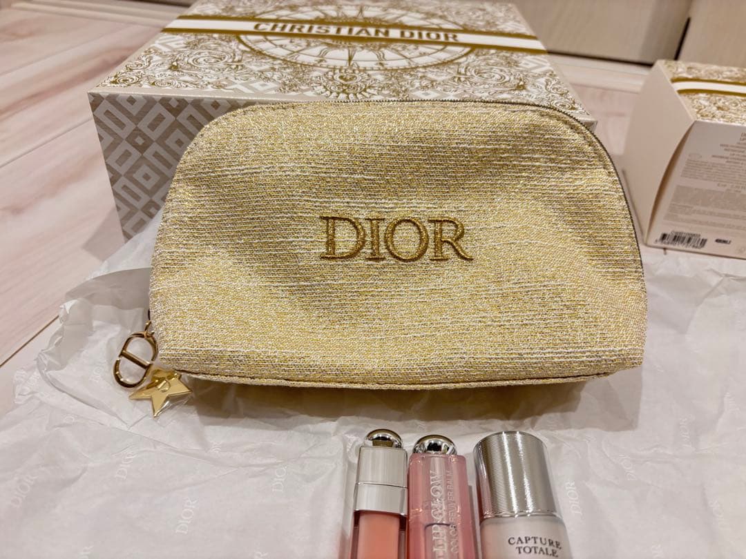 Dior ディオール　ホリデーオファー2024