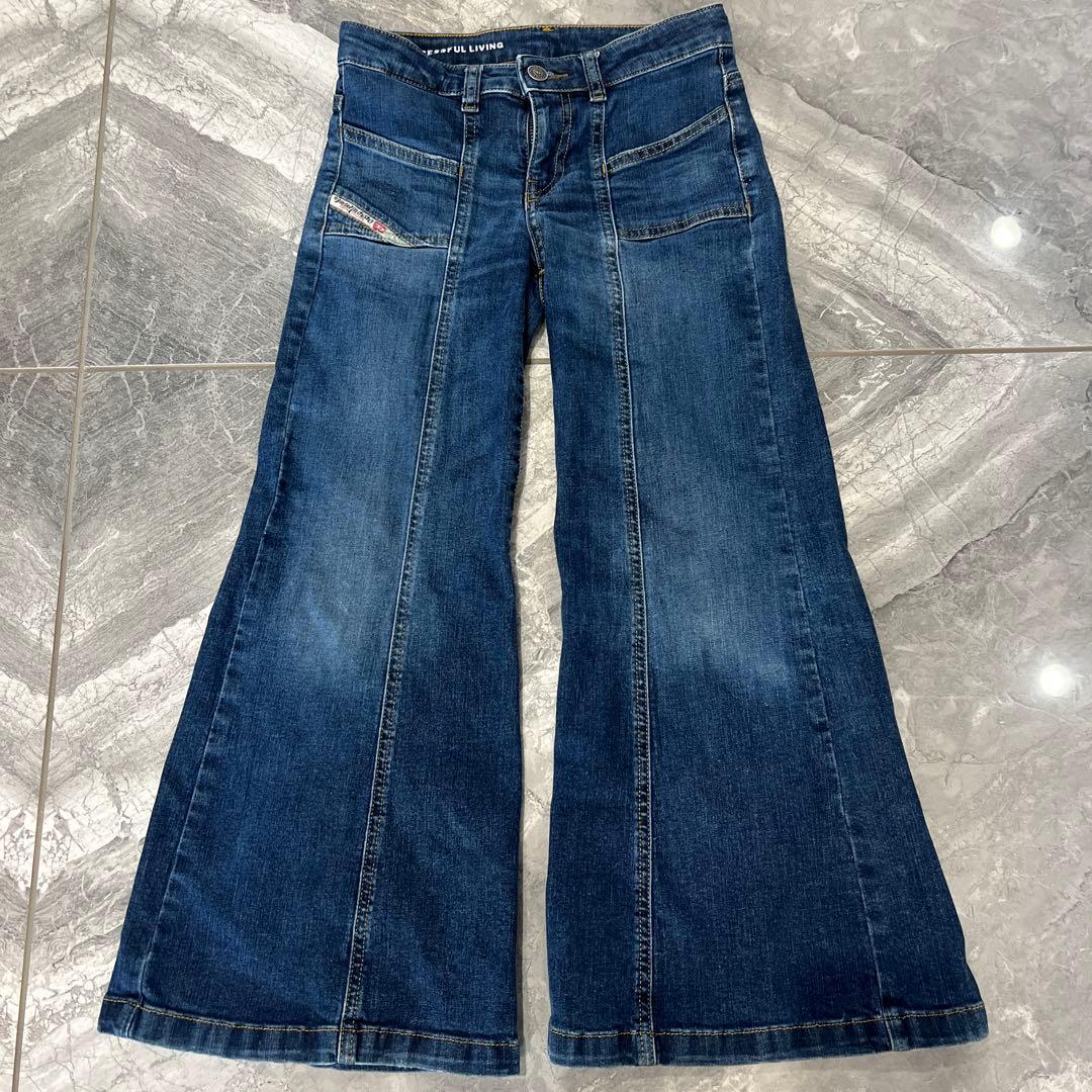 ディーゼルキッズデニムパンツデニムフレアパンツ　8歳　130センチ DIESEL】キッズ ガールズ ジーンズ｜スリム・ストレート・スキニー