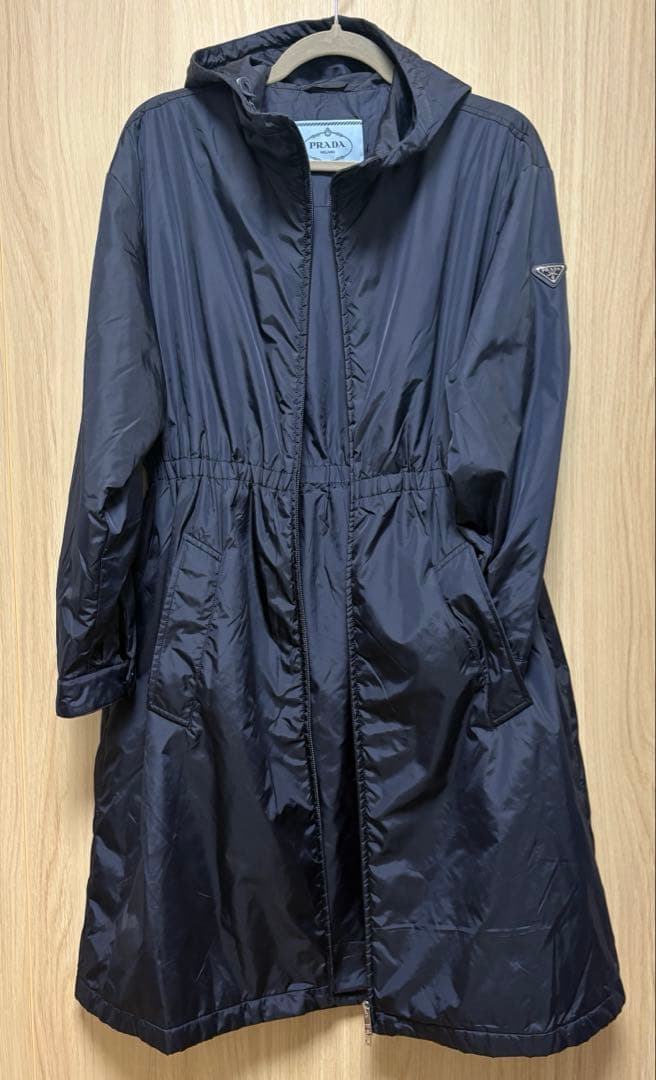 ま*ー様 美品　プラダPRADA ナイロン ジャケット ロング コート　三角ロゴ