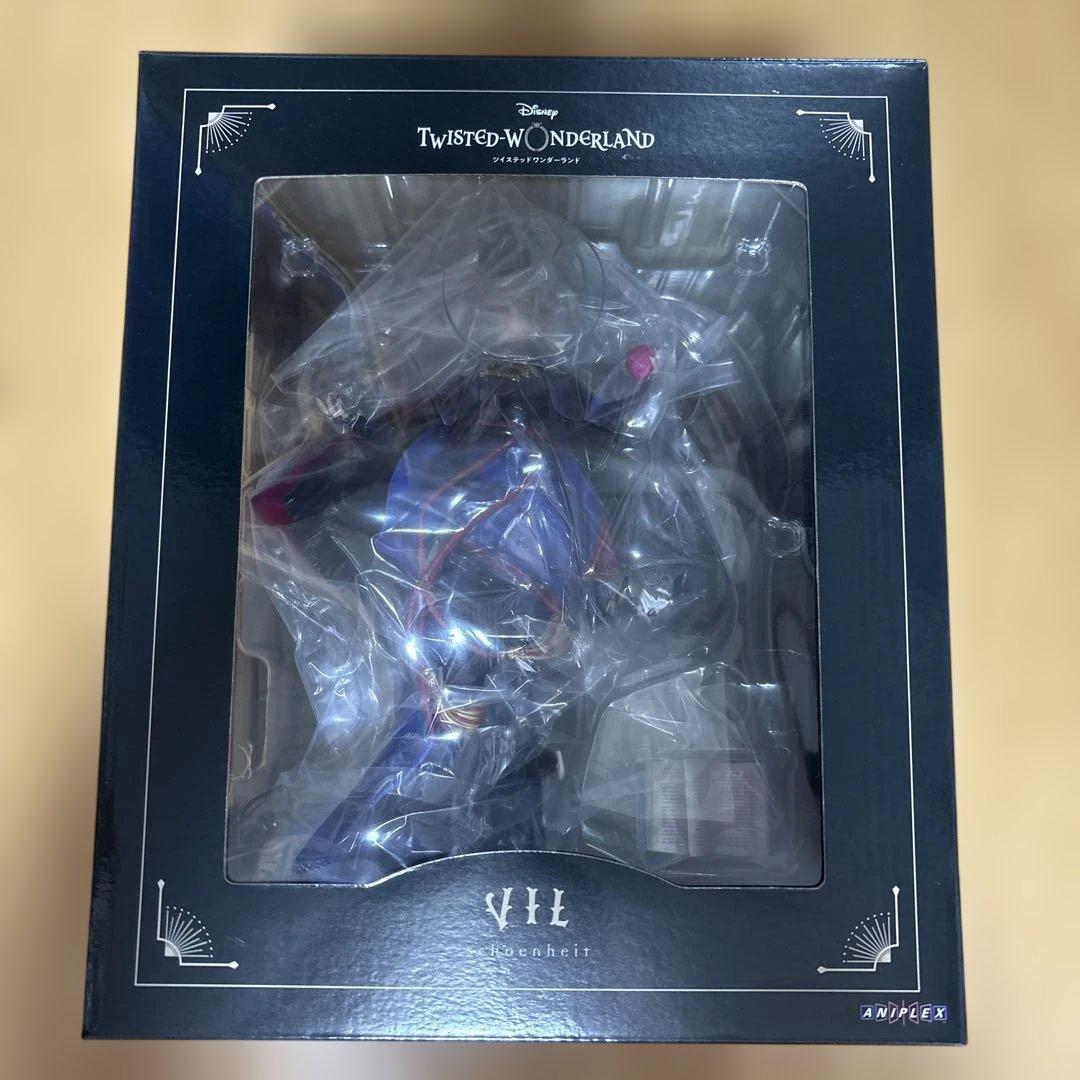 け*】様 ツイステ　ヴィル　1/8スケールフィギュア　アニプレックス　缶バッジ