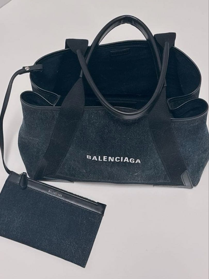BALENCIAGA ブラック トートバッグ ポーチ付き　ユニセックス