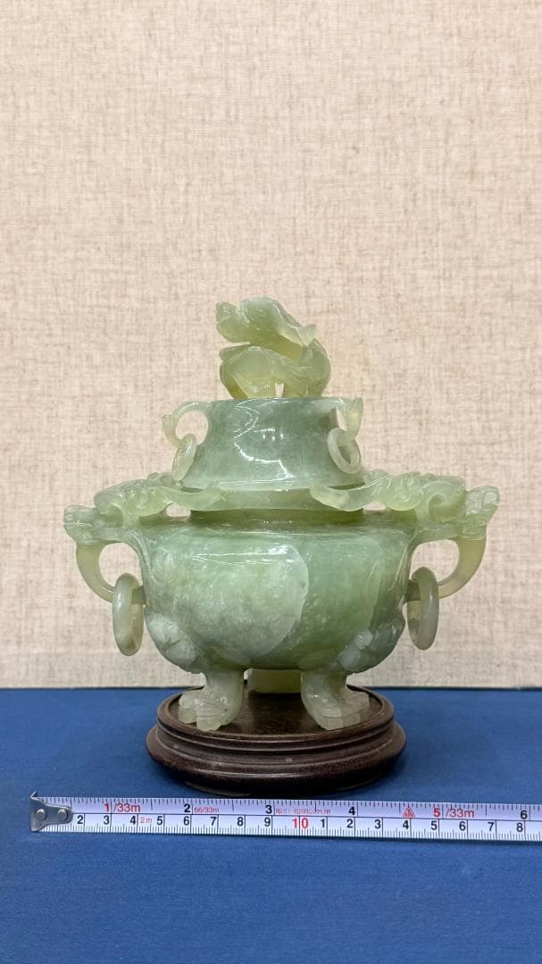 【一点物｜文房玉彫】緑玉 蓋付飾器｜螭龍鈕・瑞獣文｜木台付｜高さ約20 掌中造形